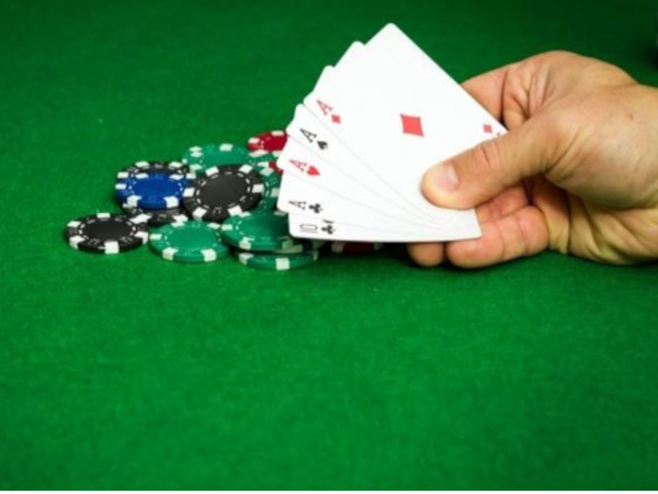 Come giocare a poker in modo professionale - pokeronline24
